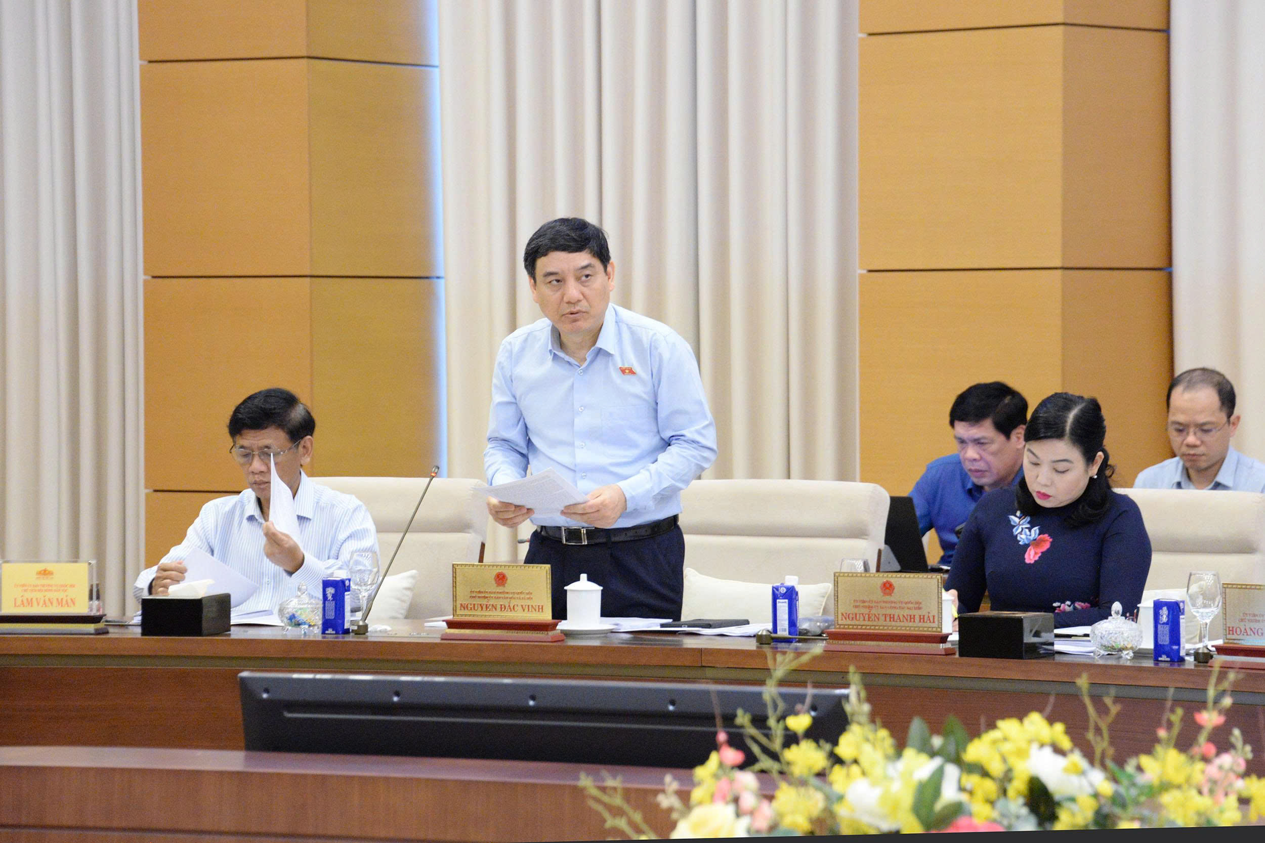 nhân lực chất lượng cao